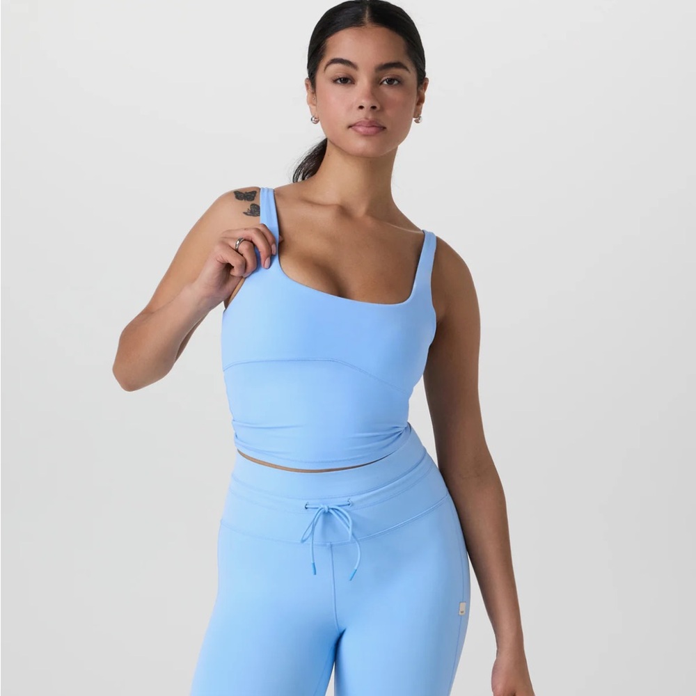 NWT Vuori All the Form Support Tank Spring Blue M